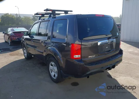 2014 Honda Pilot Lx z USA, uszkodzony, nr VIN 5FNYF3H2XEB012108